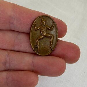 Vintage Girl Guides Canada Brownie Pixie Pin Badge Collins London Oval Shape